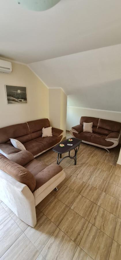 Apartman Nina2 Risan Bagian luar foto