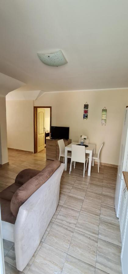 Apartman Nina2 Risan Bagian luar foto
