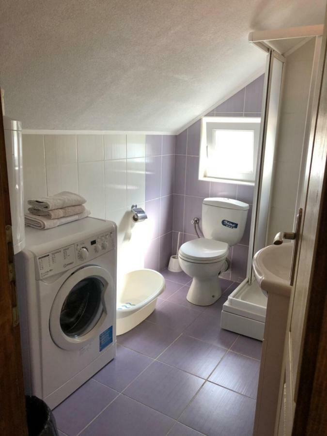 Apartman Nina2 Risan Bagian luar foto
