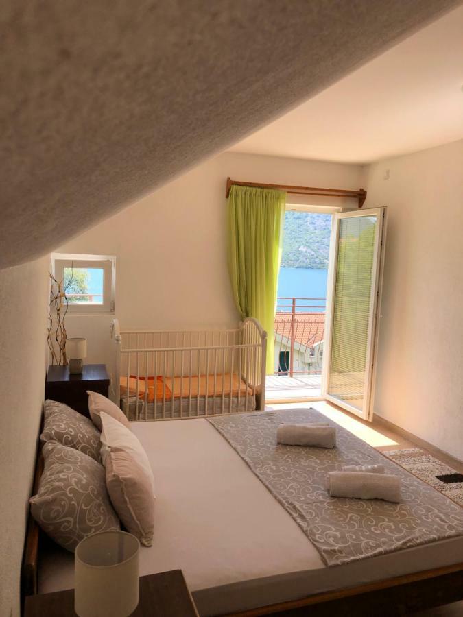 Apartman Nina2 Risan Bagian luar foto