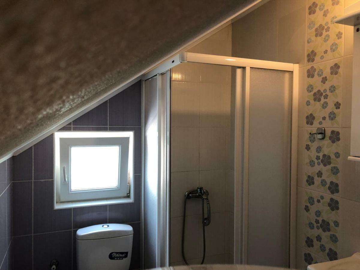 Apartman Nina2 Risan Bagian luar foto